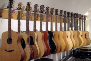 Gitarrensalon Haid Wien Händler Stoll Gitarren