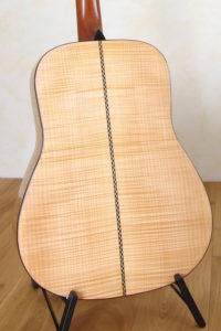 Seefeldt 63er Dreadnaught Stray Cat S-805