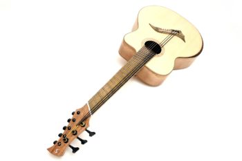 8saiter 5 stahlsaiten 3 basssaiten fächerbünde fanned frets armauflage bevel heimische Hölzer