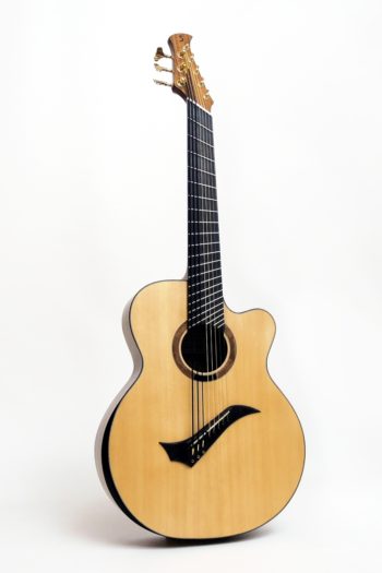 8saitige Hybrid Multiscale Steelstring mit Bevel und Cutaway