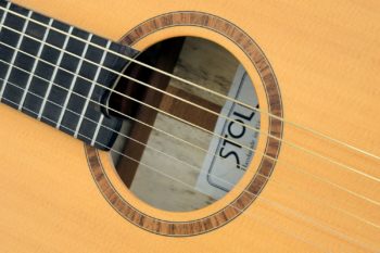 linkshänder fingerstyle stahlsaiten gitarre 63 mensur mango gitarrenbauer handarbeit