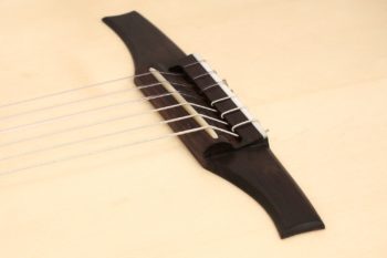 classic crossover groß cutaway zargenschalloch stoll gitarrenbauer