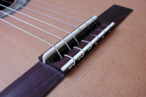 Stegeinlage klassische Gitarre Stegeinlage klassische Gitarre