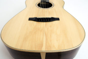 13-Bund Fingerstyle, Deckenholz Lutzfichte Testbericht Fingerstyle 13-Bund Lutzfichte Laurel Steelstring stahlsaiten