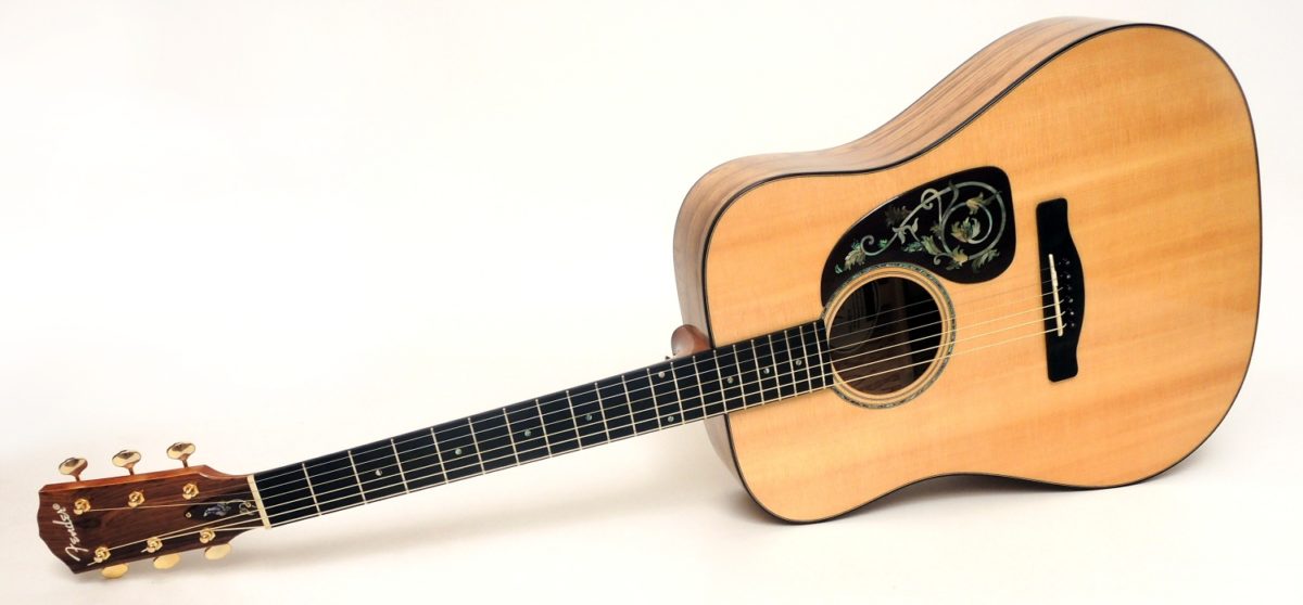 Fender ESD 10 Acoustic Gitarre gebraucht zu verkaufen