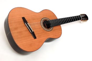 Konzertgitarre klassische faecherbund solisten gitarre zeder classic pro multiscale