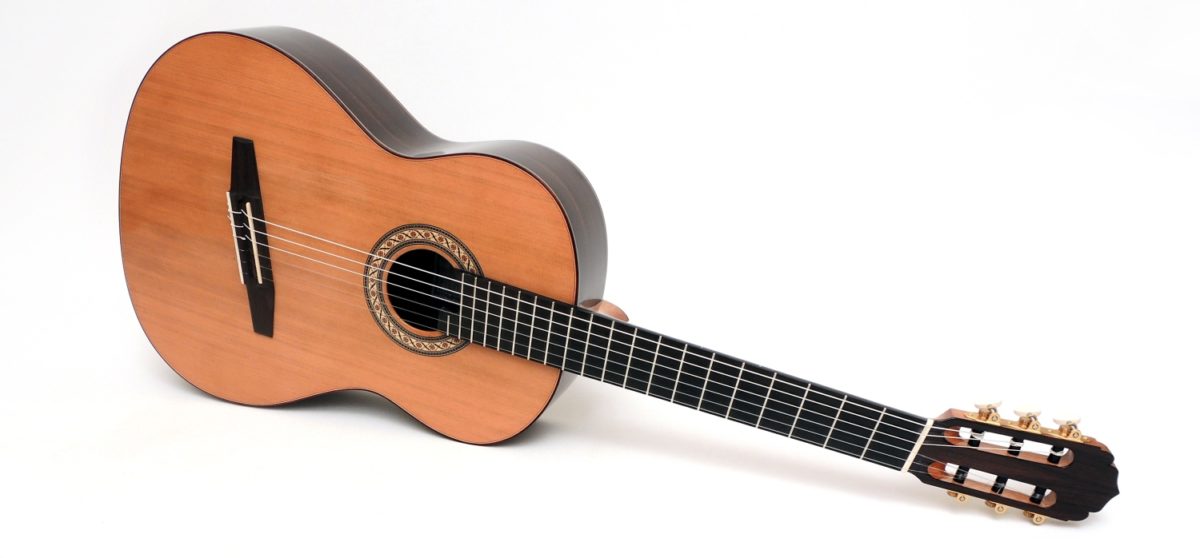 klassische faecherbund solisten gitarre zeder classic pro multiscale