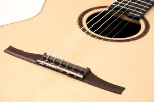 crossover akustik gitarre 14 bund crossover großer korpus steg