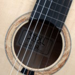 klassische Gitarre teil-bundiert Primera Custom - Rosette