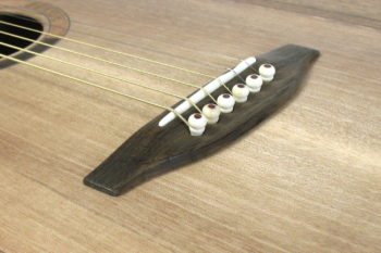 Westerngitarre Fingerstyle Blues Stahlsaitengitarre Steelstring einheimische Hölzer: Walnuss Mooreiche