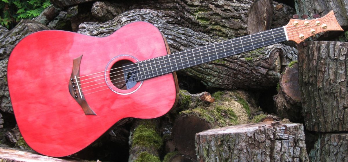 Gitarrenbau Christian Stoll: Sonderanfertigung Ambition - Decke rot lasiert