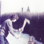 1983: Christian Stoll makes basic experiences with the material wood.