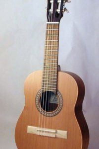 2005 Octave: On request we build octave guitars in small numbers