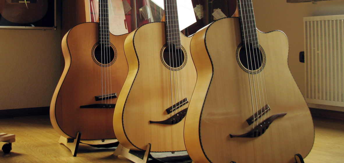 Acoustic Basses +++ Lefthanded IQ Bass +++ Luthier