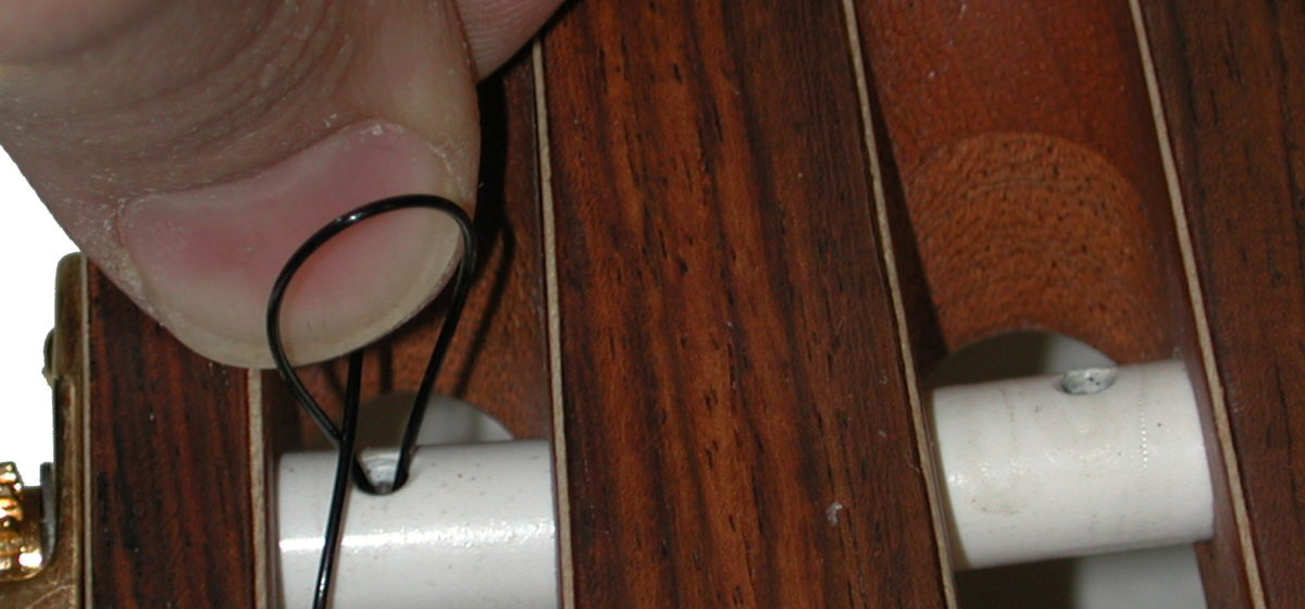 changing guitar strings