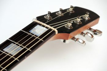 lefthanded acoustic guitar cutaway block inlays l.r. baggs pickup