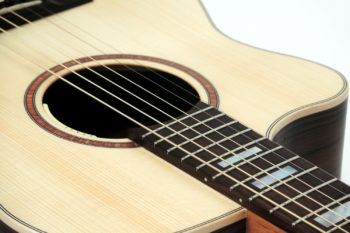 lefthanded acoustic guitar cutaway block inlays l.r. baggs pickup