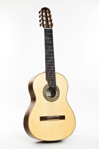 8-string classical guitar Classic Line I