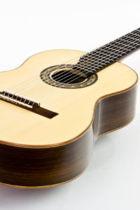 8-string classical guitar Classic Line I