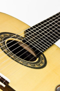 8-string classical guitar Classic Line I