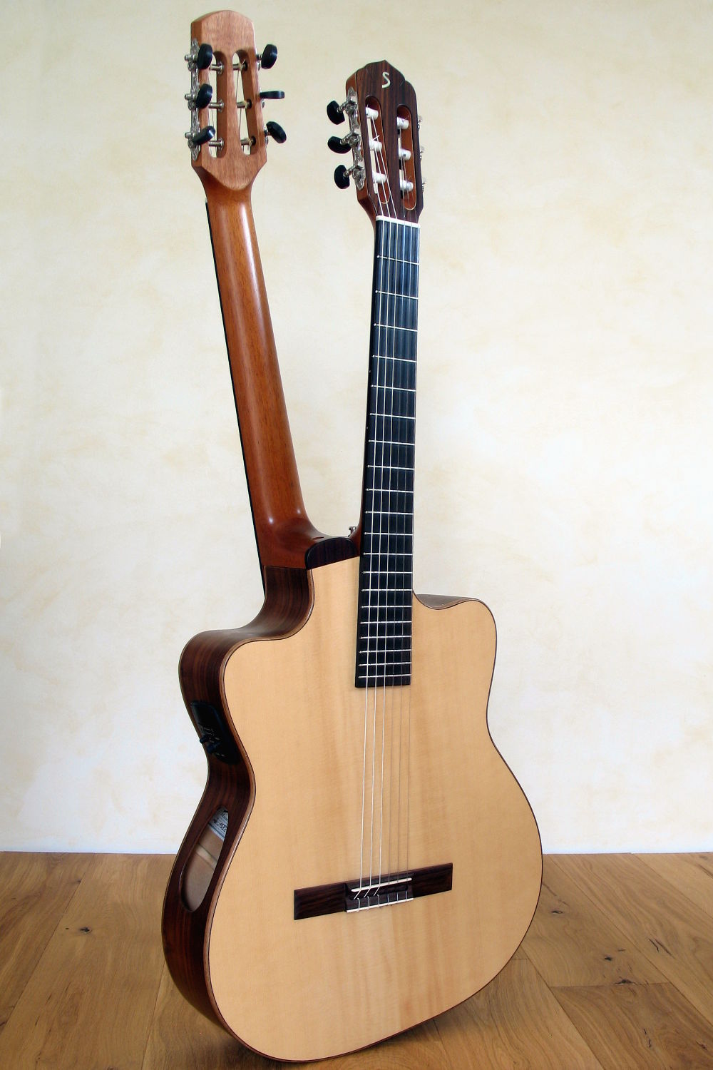 Nylon String Guitars Archives - Dream Guitars