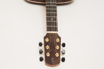 Laurel steel string guitar Ambition luthier christian stoll