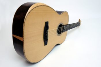 12-string guitar Triple Side Soundport Bevel luthier