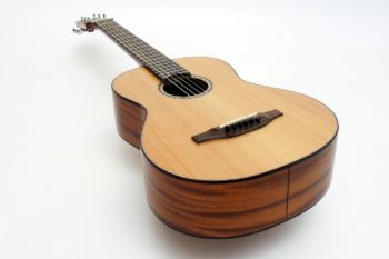 Travel guitar All solid Mahogany 588 mm scale