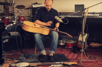 Pierre Pihl on Steelstring Guitar Stoll Ambition Silver Oak